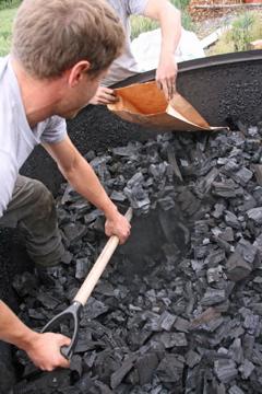 emptying-the-charcoal-kiln.jpg emptying-the-charcoal-kiln.jpg
